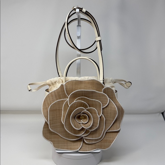 Kate Spade Flora Rose Flower Straw Leather Bucket Tote Crossbody Purse NWT - Picture 10 of 17